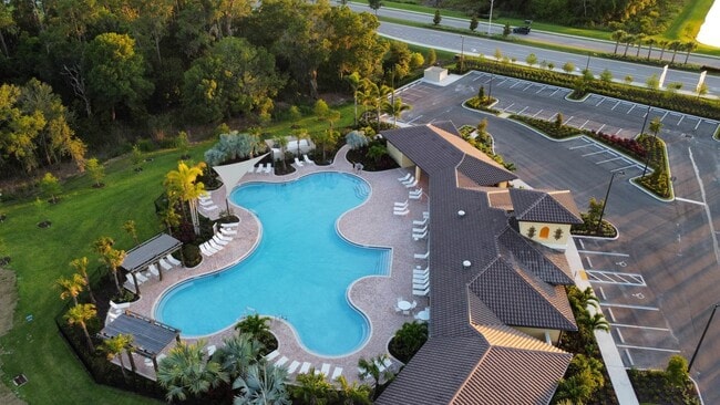 Building Photo - 17309 Reserva Dr