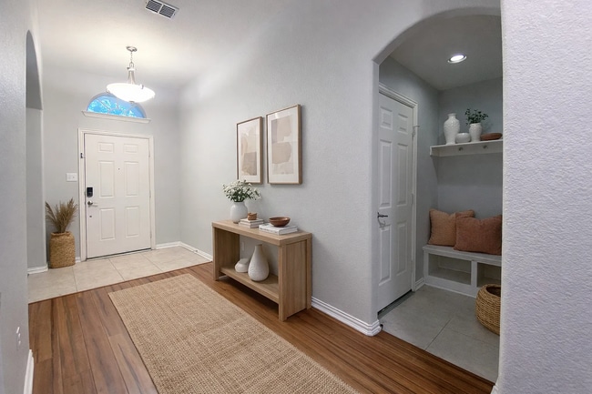 Building Photo - 2641 Sandcherry Dr