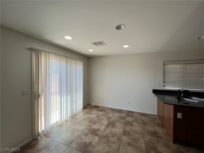 Building Photo - 7933 Avalon Valley Ct