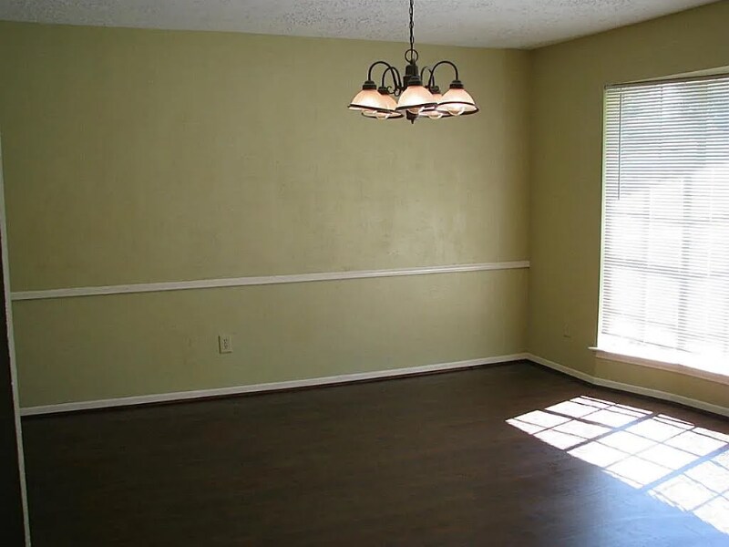 Building Photo - 25302 Thistlewaite Ln