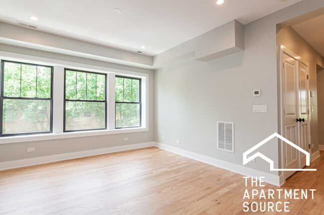 Building Photo - 2457 W Logan Blvd