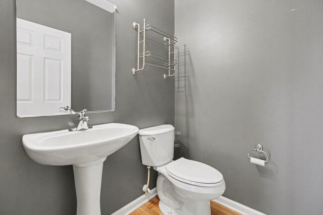 Building Photo - 41785 Mitchell Rd