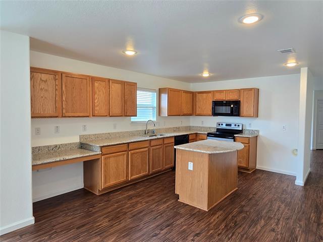 Building Photo - 9028 Navigation Dr