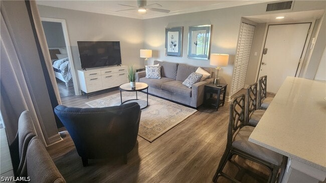 Building Photo - 3645 Boca Ciega Dr