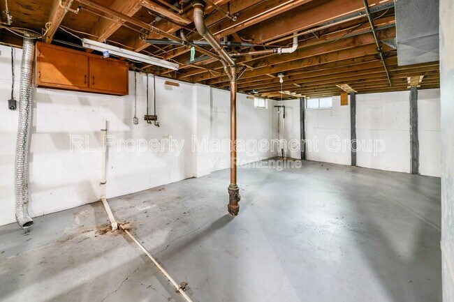 Building Photo - 259 Amfield Ct