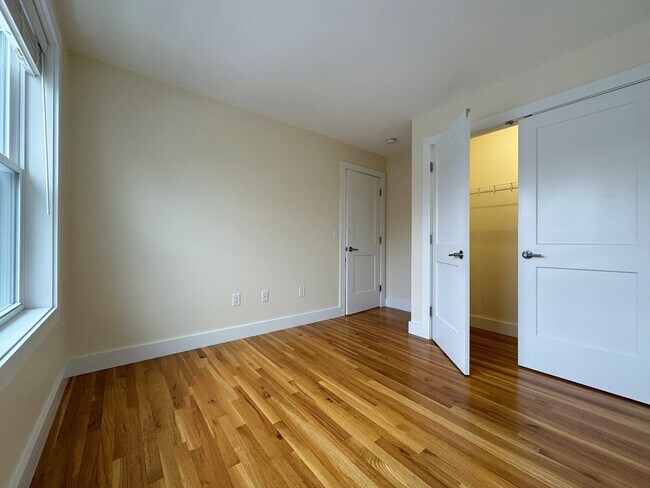 Building Photo - 30 Harrington St