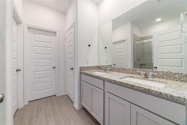 Building Photo - 23022 Bright Lgt Ln