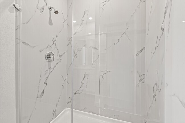 Building Photo - 6008 Jasper Hl Dr