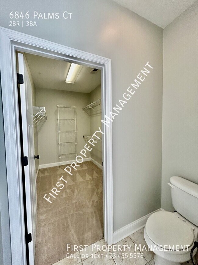 Building Photo - 6846 Palms Ct