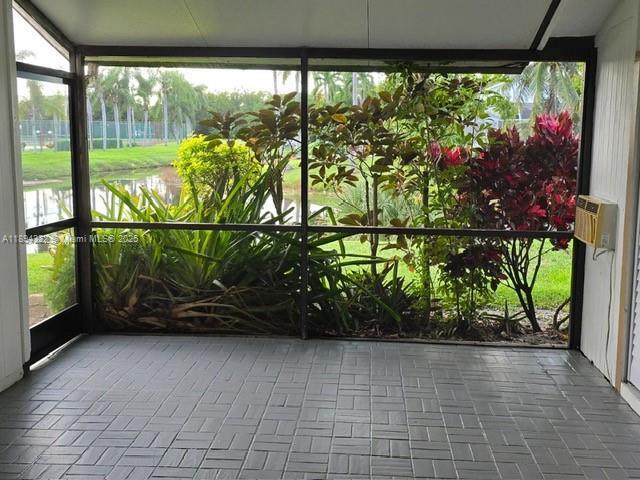 Building Photo - 4247 Willow Pond Cir