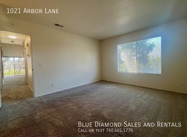 Building Photo - 1021 Arbor Ln