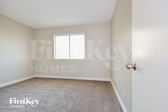 Building Photo - 1335 Clagett Ln
