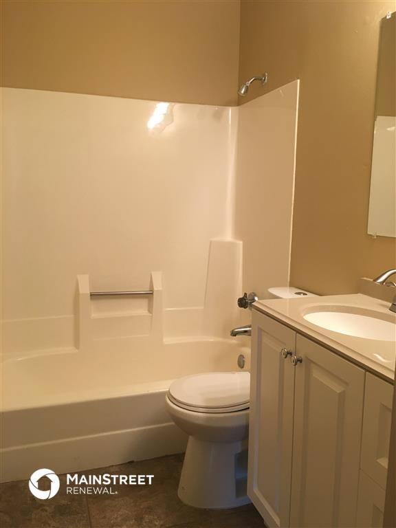 Building Photo - 14319 Riverfront Dr