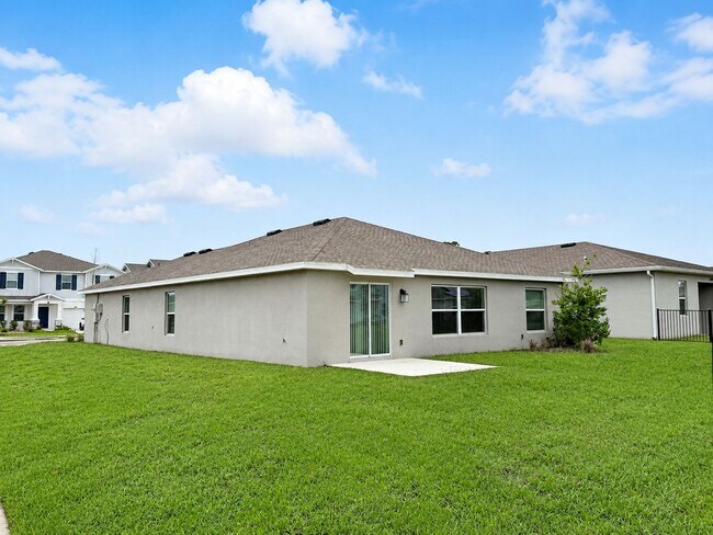 Building Photo - Live exceptionally in this 4Bedroom / 2Bath home in Daytona’s Preserve at LPGA!
