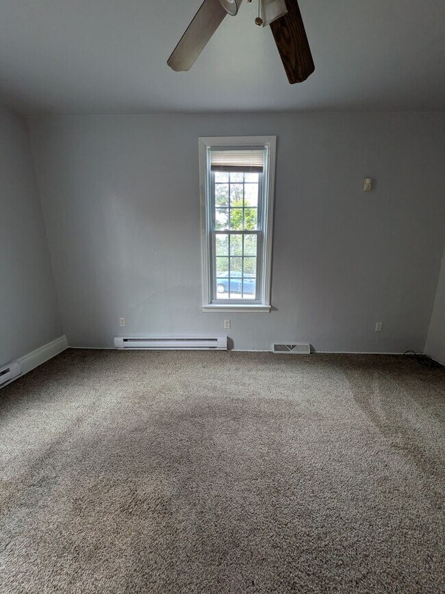 Building Photo - 725 Chartiers St