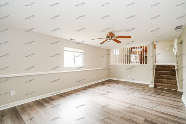 Building Photo - 2366 Royal Creek Ct