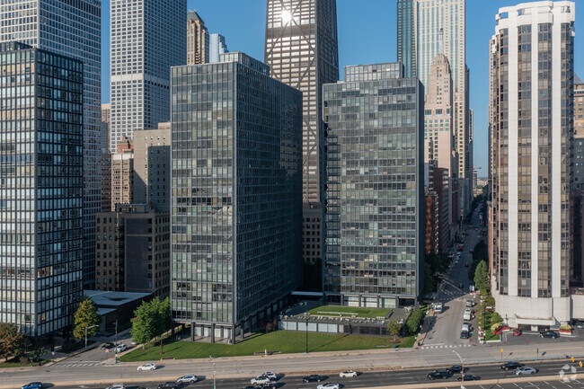 Building Photo - The Esplanade Apartments