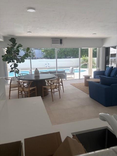 Building Photo - 290 Sunrise Dr