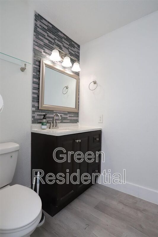 Building Photo - 3542 Ocee St