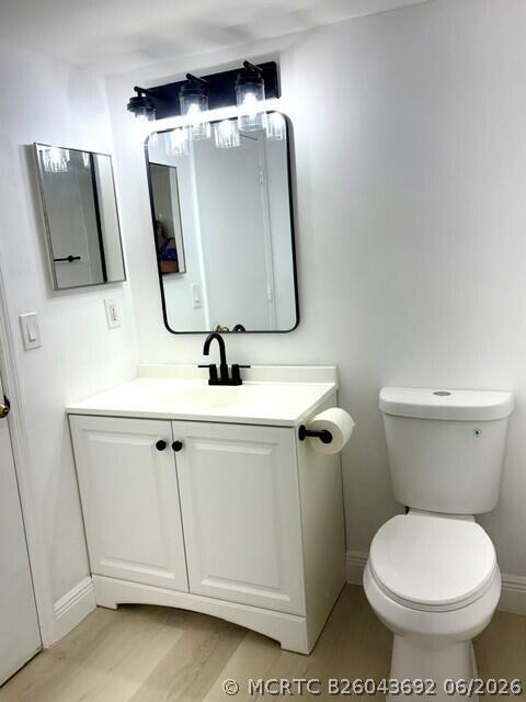 Building Photo - 100 Crestwood Ct N