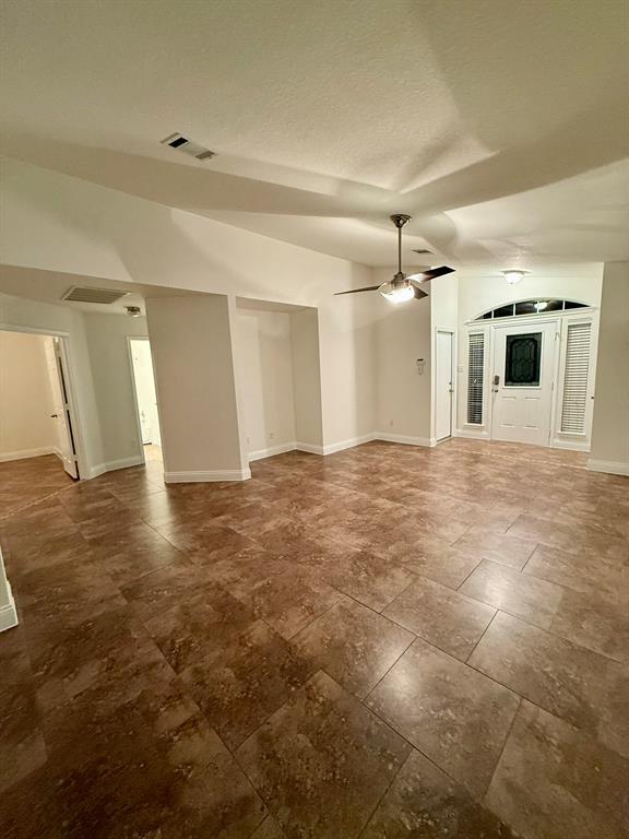 Building Photo - 1018 Gentry Dr