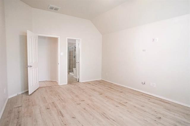 Building Photo - 624 White Falcon Way
