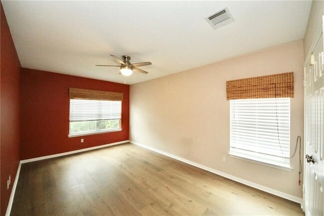 Building Photo - 8910 Marybank Dr