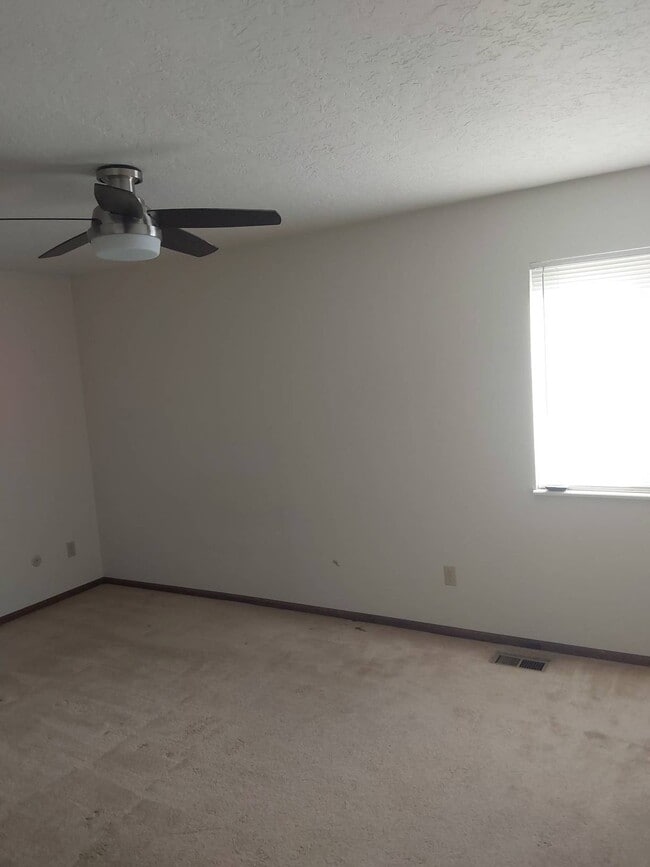 Building Photo - 909 44th Ave Ct