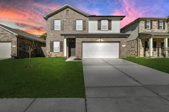 Building Photo - 7819 Royalwood Dr