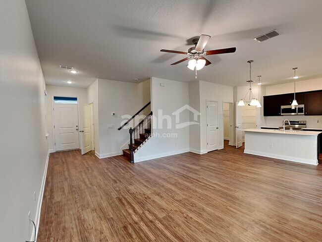 Building Photo - 6209 Little Blf Cir