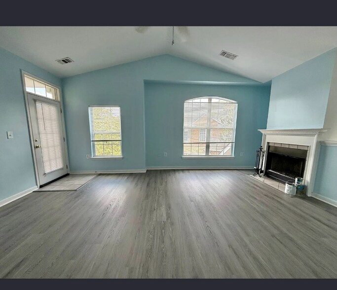 Building Photo - 925 Dorchester Pl