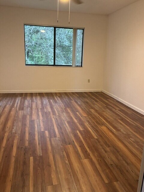 Building Photo - 7821 Maplewood Dr