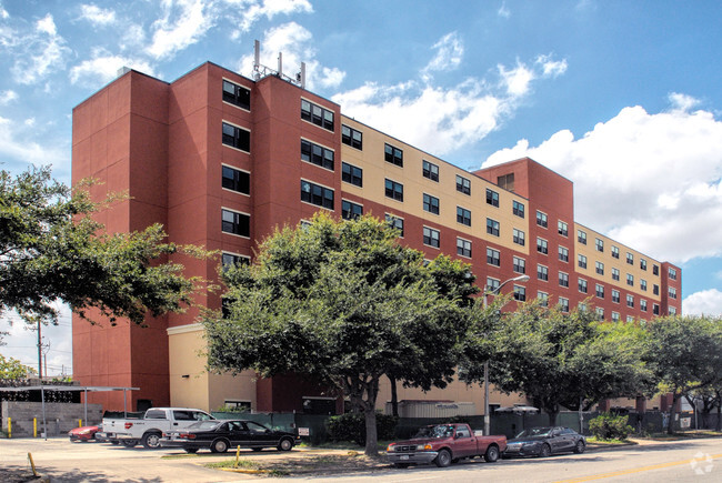 Primary Photo - Houston Heights Towers