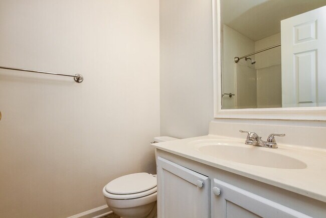 Building Photo - 2606 Foxfire Dr