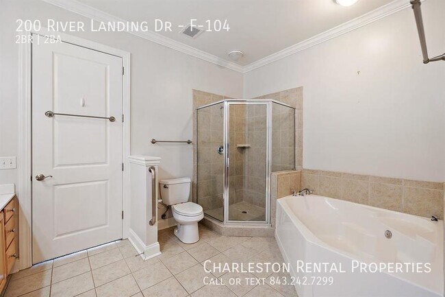 Building Photo - 200 River Landing Dr