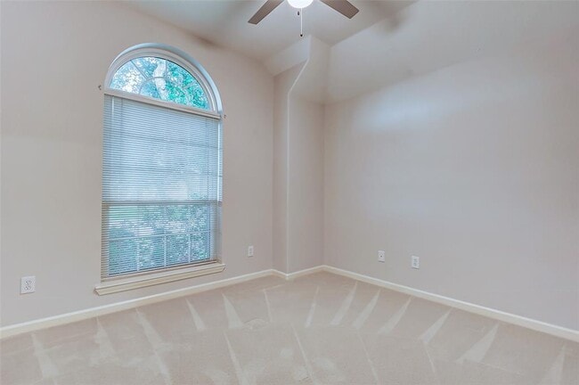 Building Photo - 7039 Clustering Oak Ct