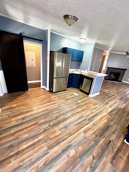 Building Photo - 3465 Calloway Dr