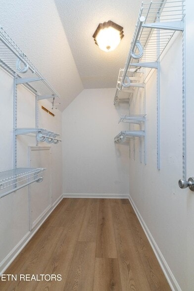 Building Photo - 1035 Nod St