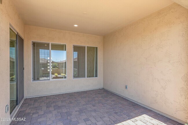Building Photo - 30660 S Osprey Dr