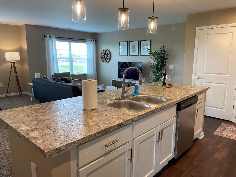 Building Photo - 5322 Batten St