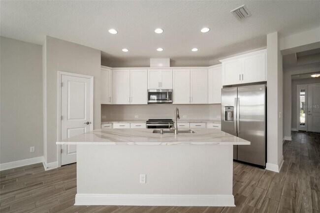 Building Photo - 3590 Quiet Dr