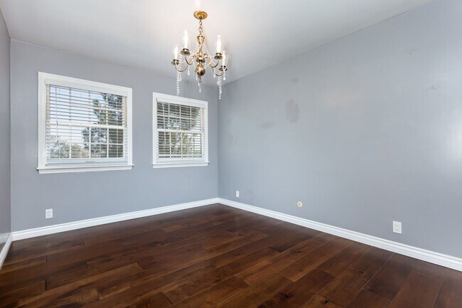 Building Photo - Georgian Colonial in Mt Helix