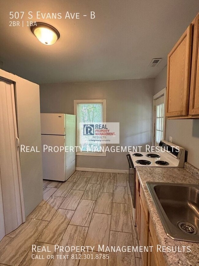 Building Photo - 507 S Evans Ave