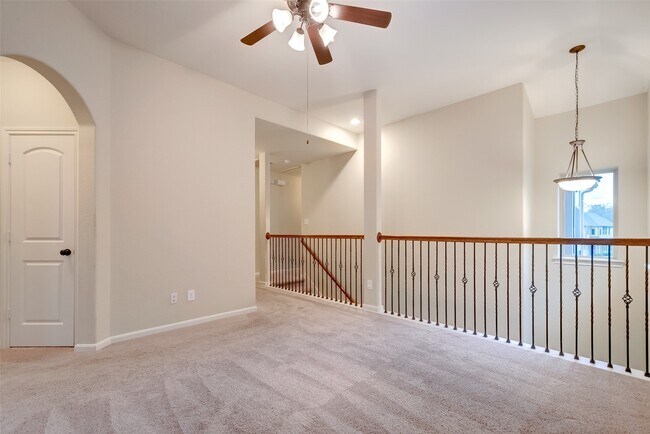 Building Photo - 220 Cheswood Forest Dr