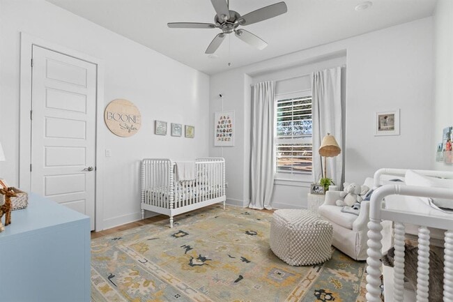 Building Photo - 613 Golden Bear Dr