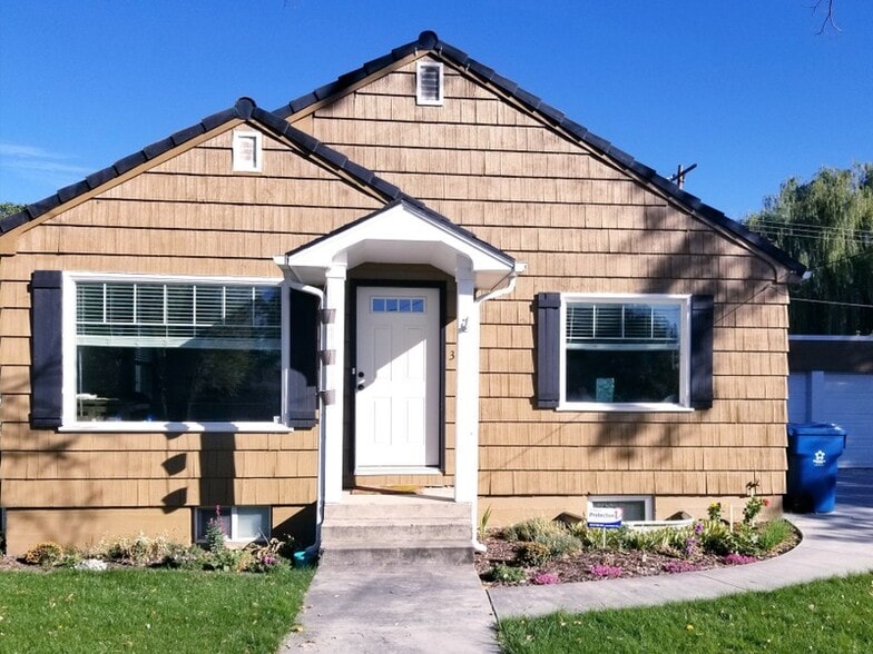 Building Photo - 355 E 500 S
