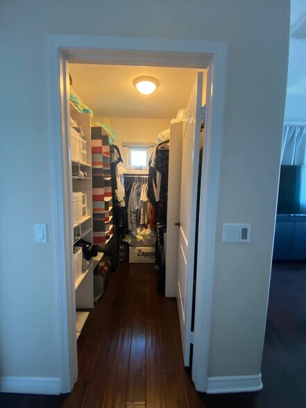 Building Photo - 66 N Chester Ave