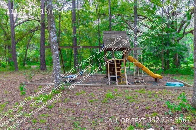 Building Photo - 11121 NW 15th Pl