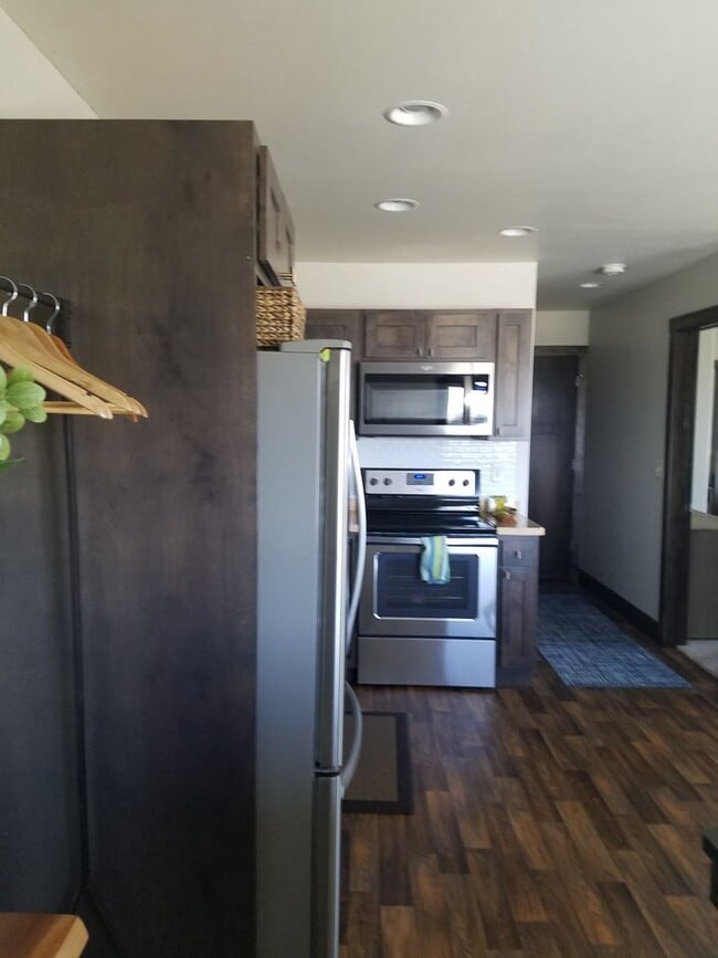 Building Photo - Furnished 1 Bed 1 Bath ADU Condo in Bozeman