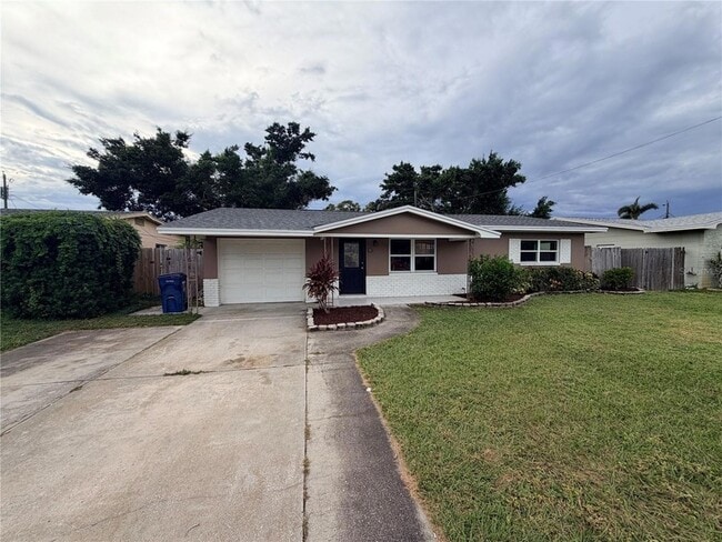 Primary Photo - 8514 108th St N